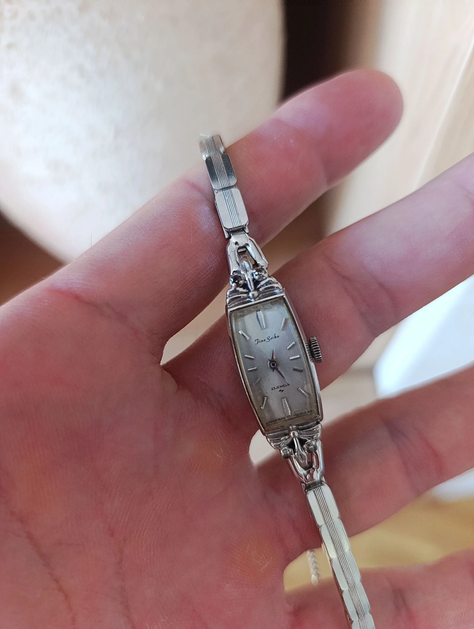 White gold mechanical Seiko watch – photo 2